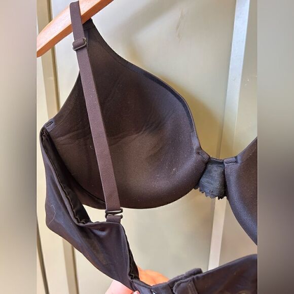 Maidenform Black Underwire Bra - Picture 6 of 6